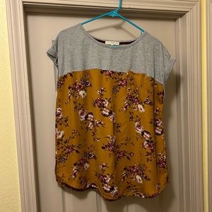 Floral top 1x